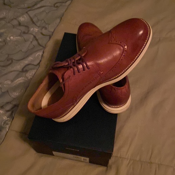 Used Cole Haans original java/Ivory or brown size 12 used with box - Picture 2 of 6